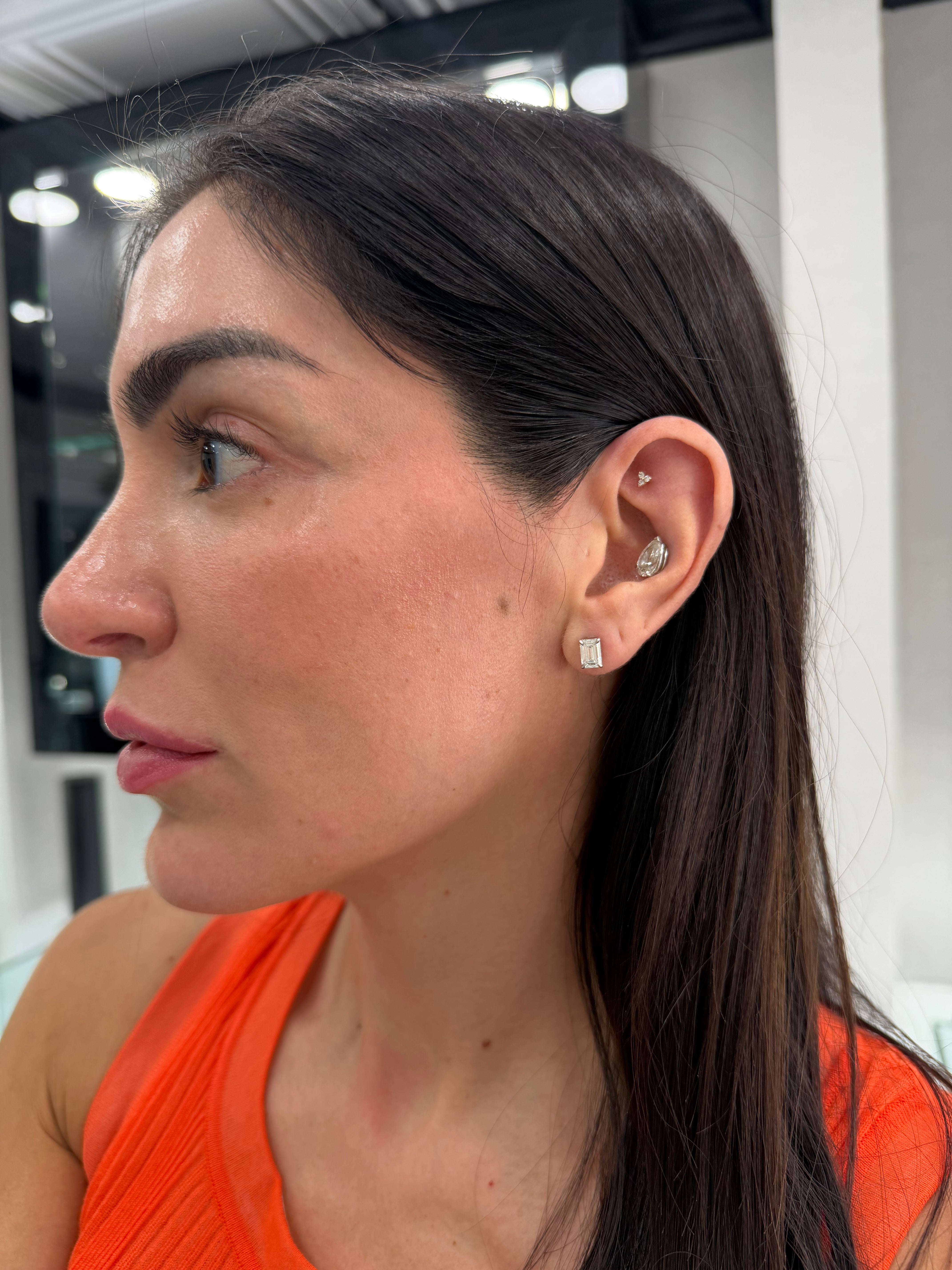 2ct Emerald Studs