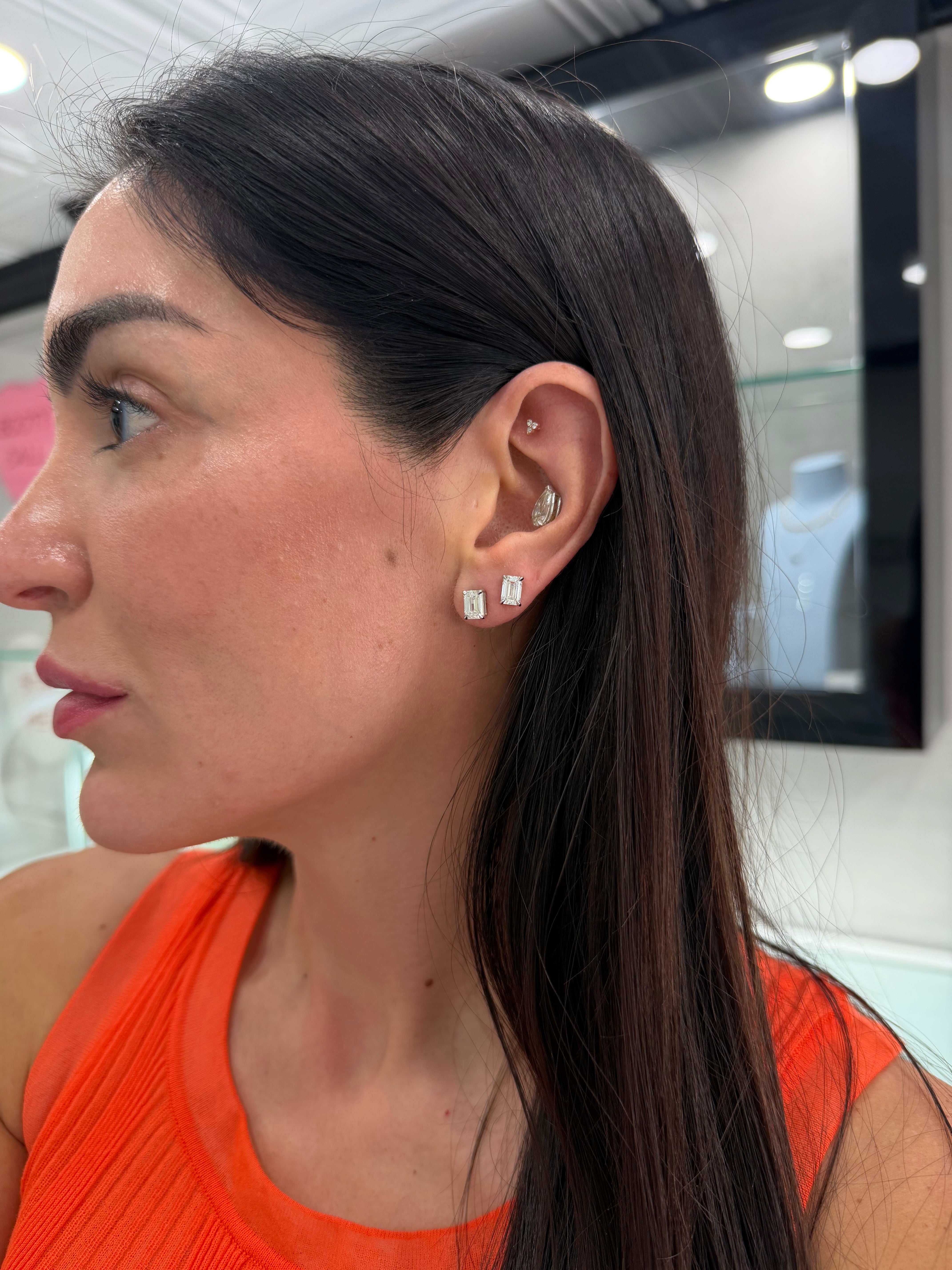 2ct Emerald Studs