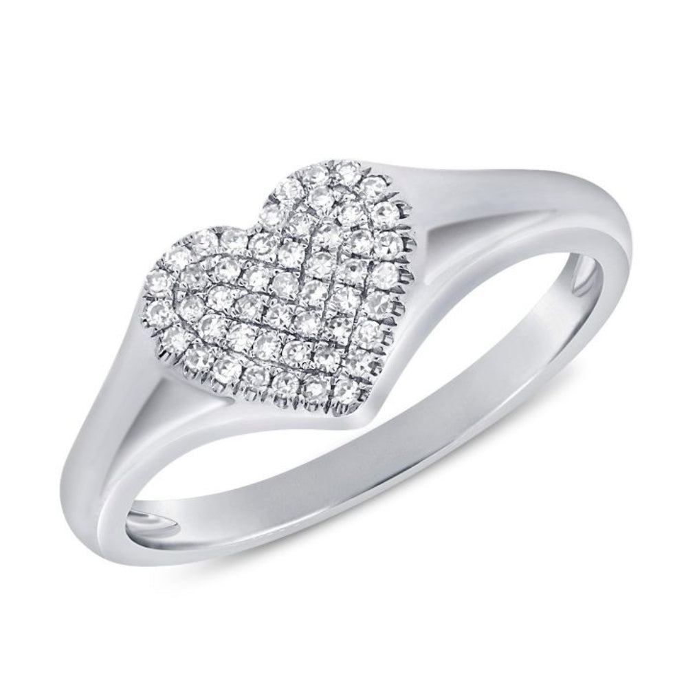 Pavé heart small signet ring