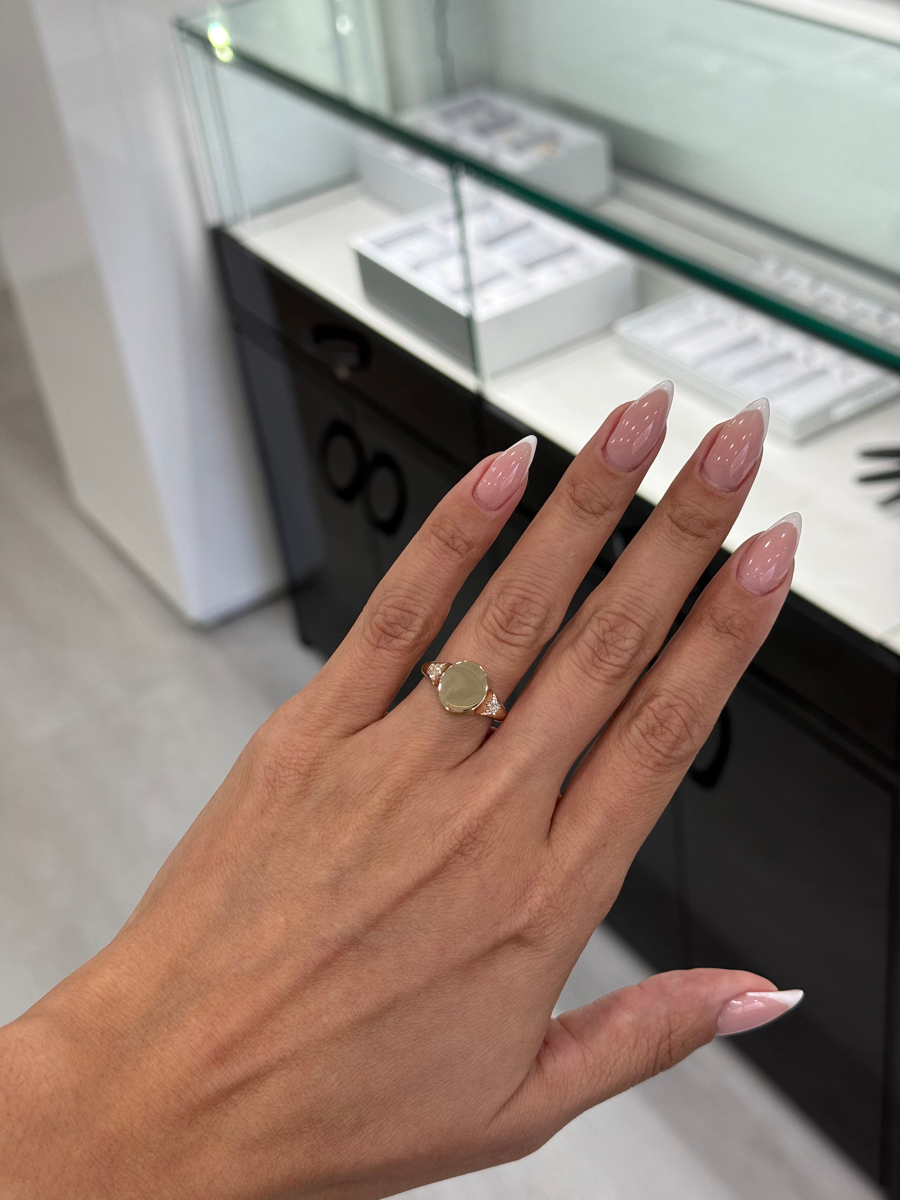 Pavé Stars Signet Ring