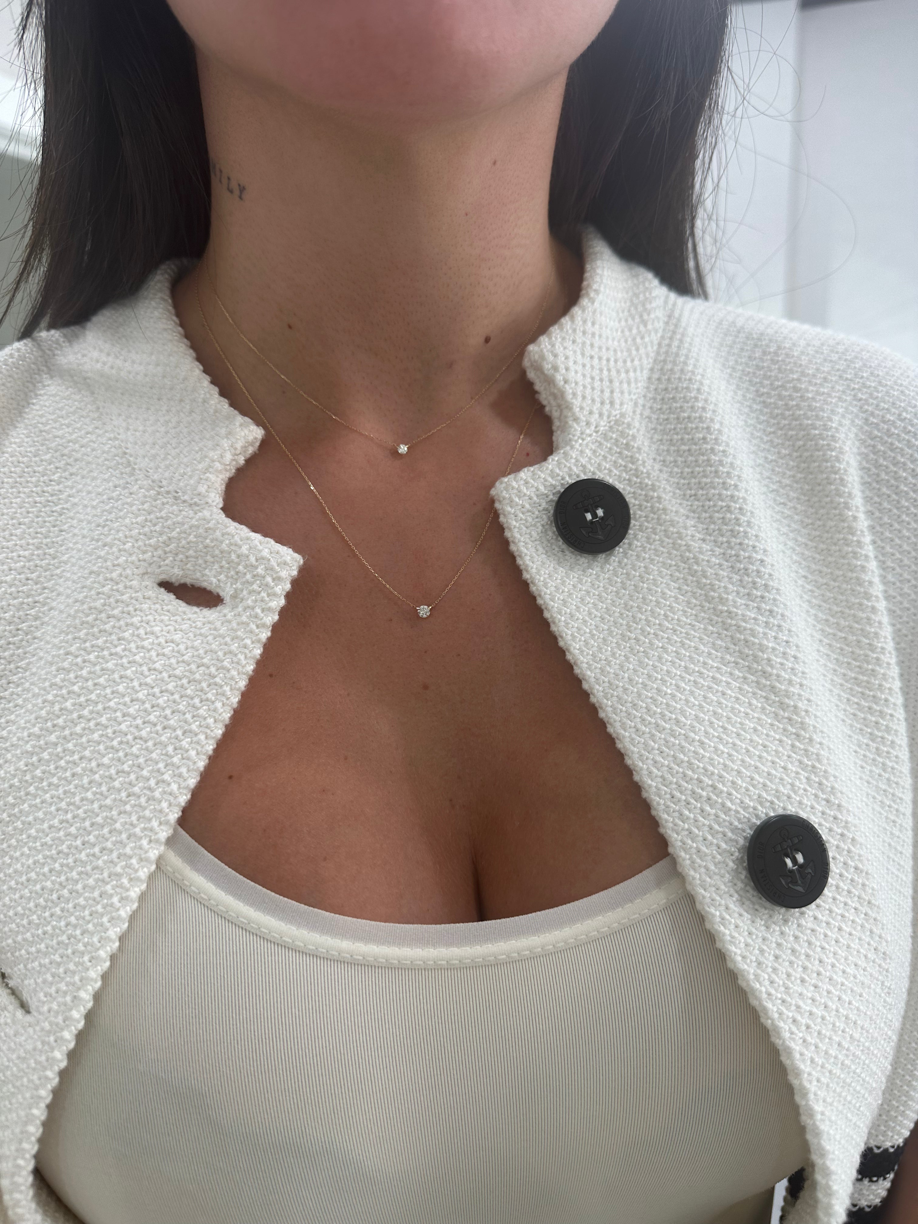 18k Gold 2 Prong Solitaire Necklace