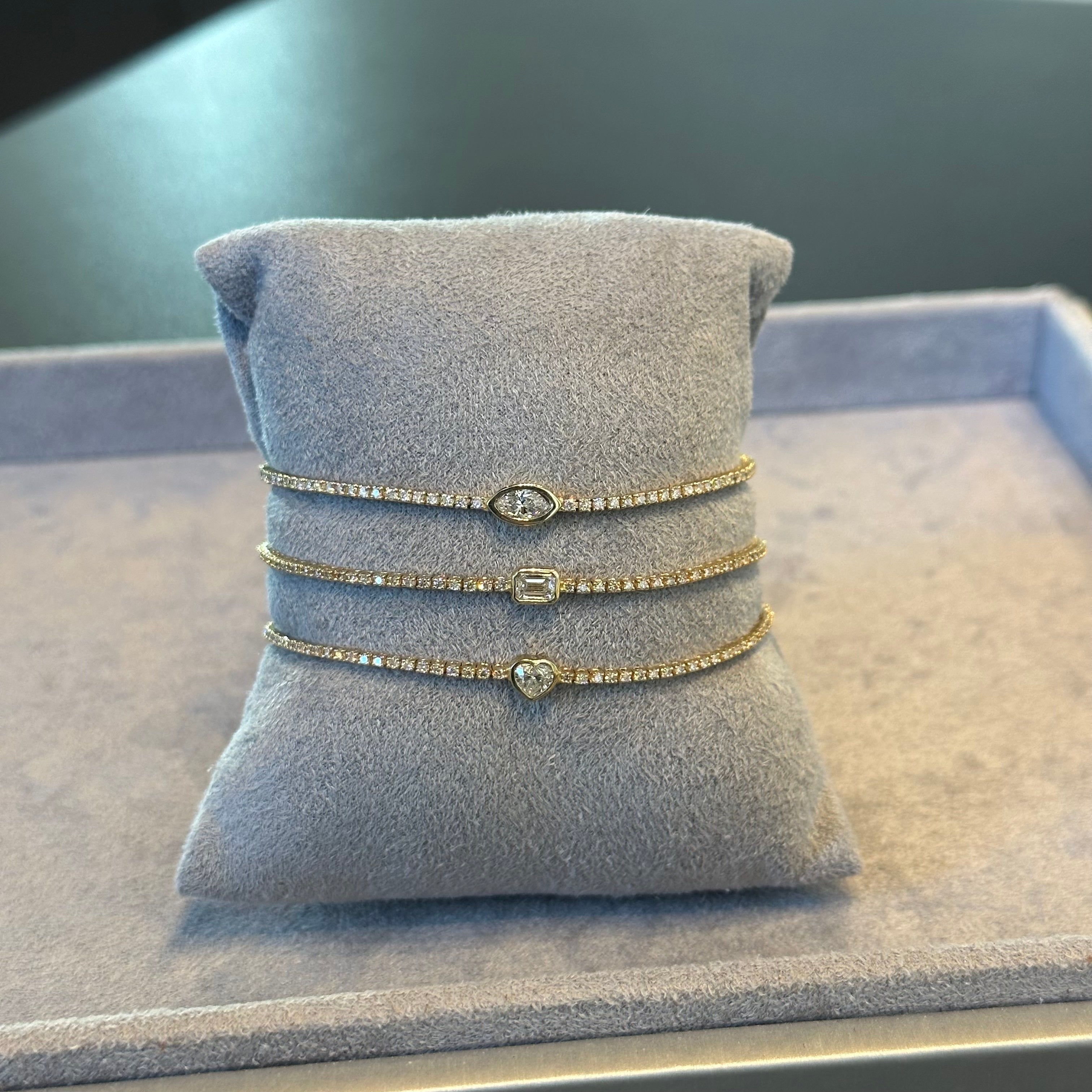 Bezeled Center Diamond Tennis Bracelet