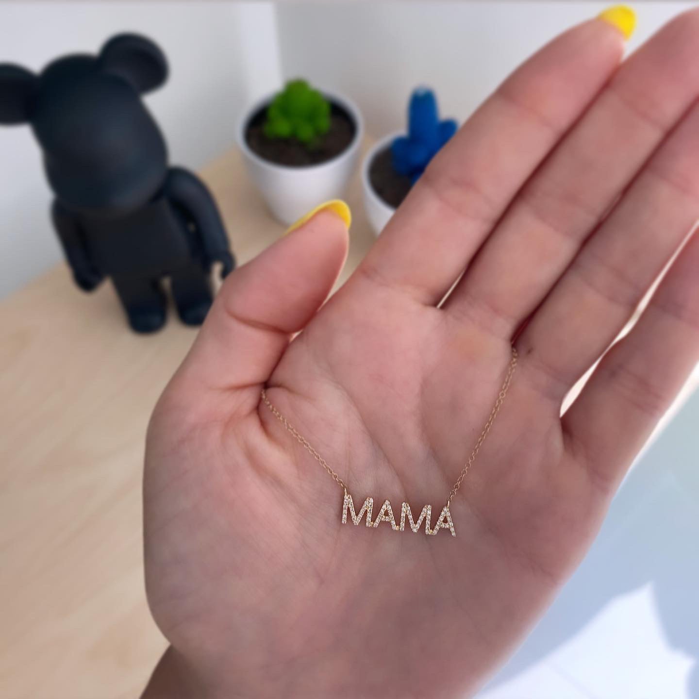Mama Necklace