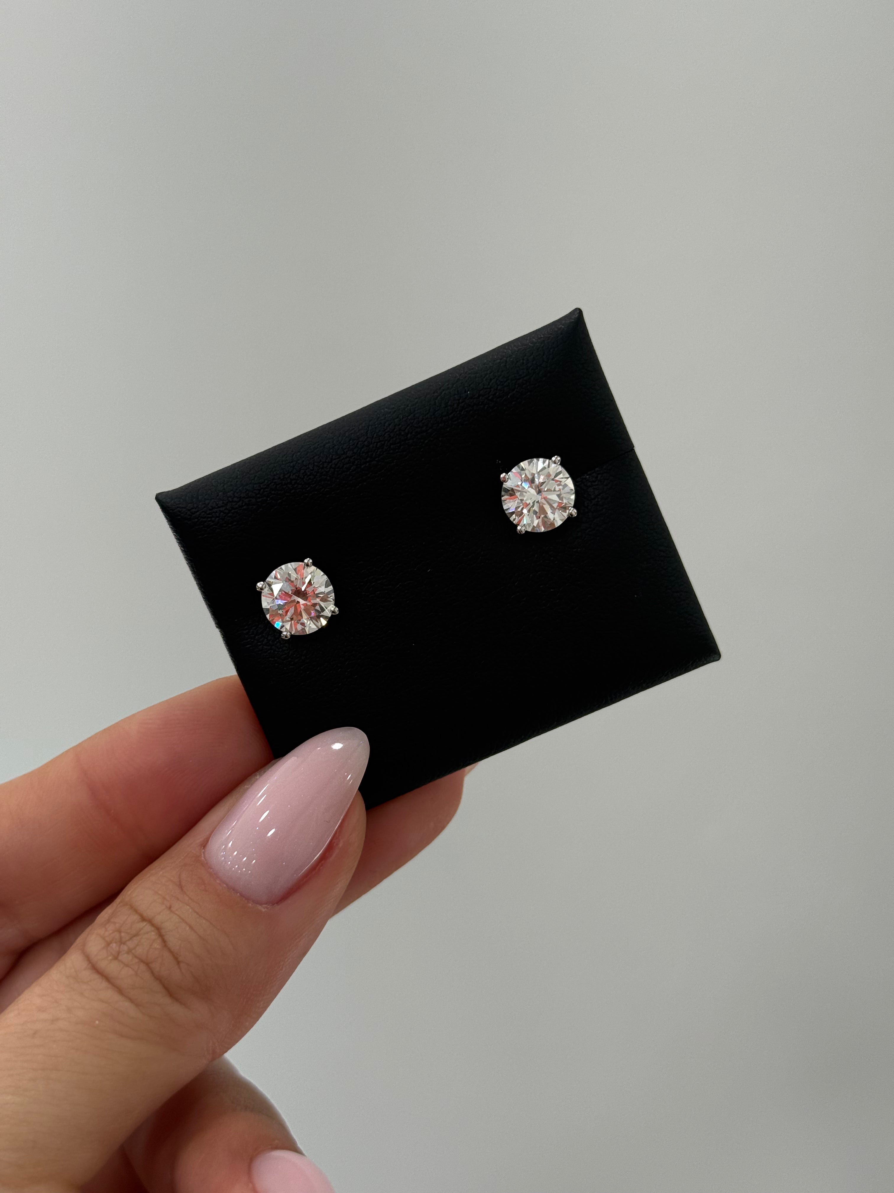 3.86 ct Lab Diamond Studs